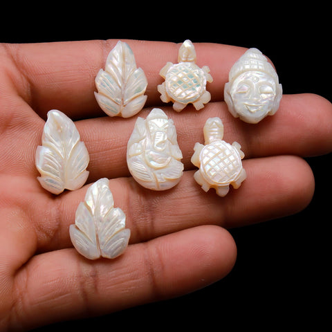 Mother of Pearl White Turtle Carving Natural 17 MM Stone