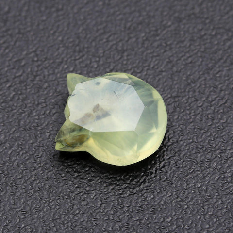 Prehnite Green Head Carving Natural 10 MM Stone