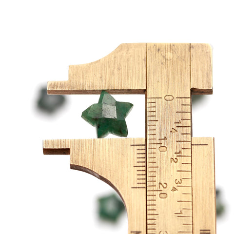 Emerald Green Star Carving Natural 9 MM Stone