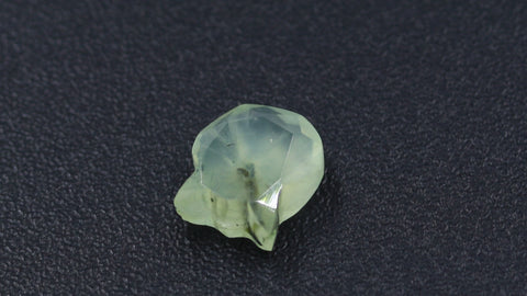 Prehnite Green Head Carving Natural 10 MM Stone