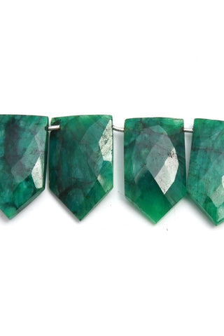 Green Dyed Quartz Pentagon Faceted Natural Beads