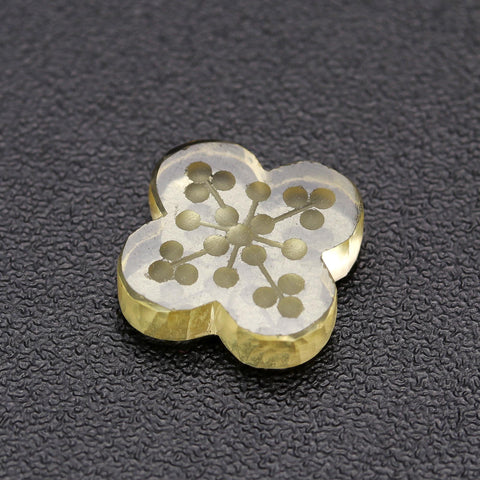 Lemon Quartz Yellow Clover Engraving Natural 13 MM Stone