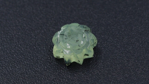 Prehnite Green Sun Carving Natural 11 MM Stone